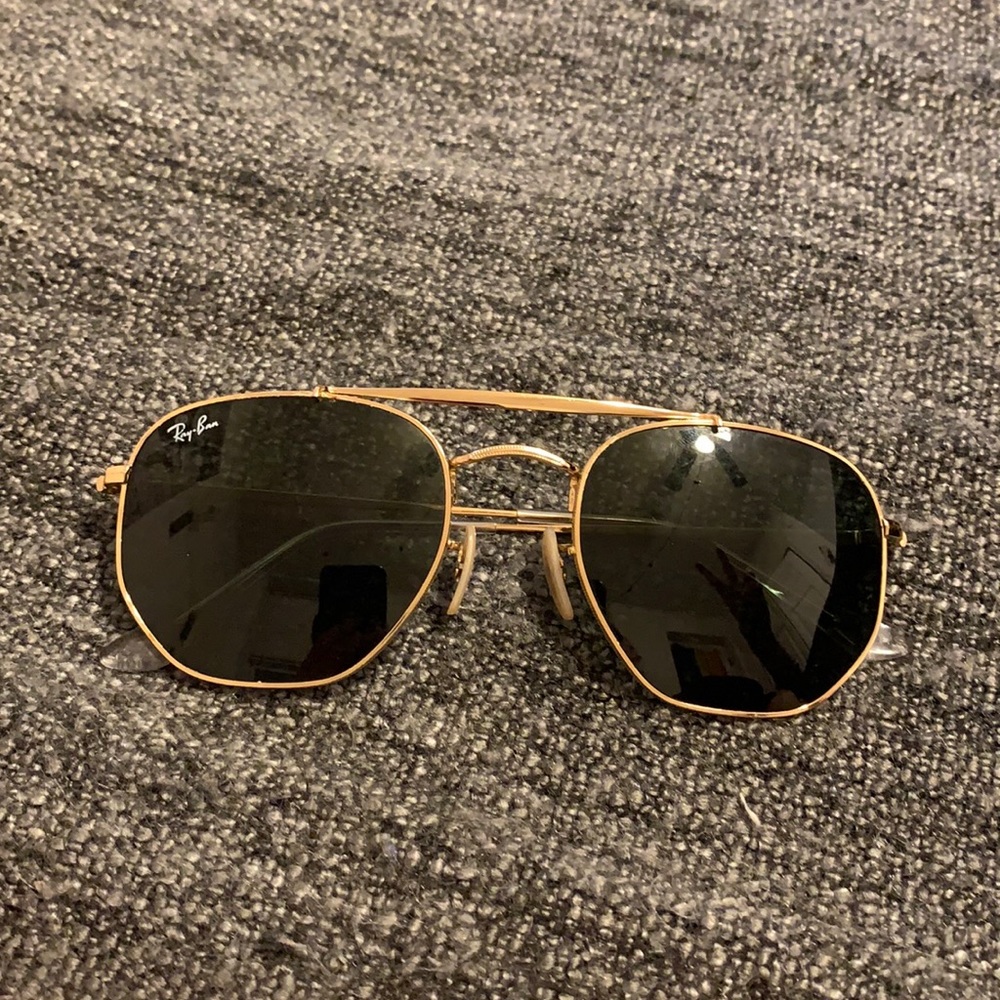 Ray ban singles hexagonal style gold frame